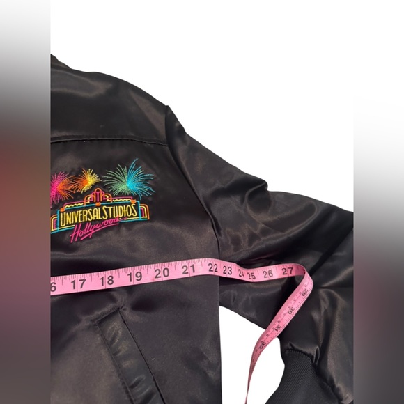 Universal Studios Hollywood 30th Anniversary Vintage Bomber Jacket 1964-1994 - Picture 11 of 12